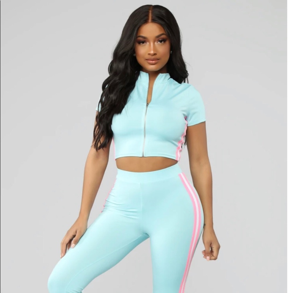 Fashion Nova Lounge Set - Blue/pink